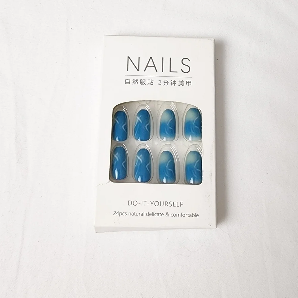 24 Pieces Fake Press On Nails